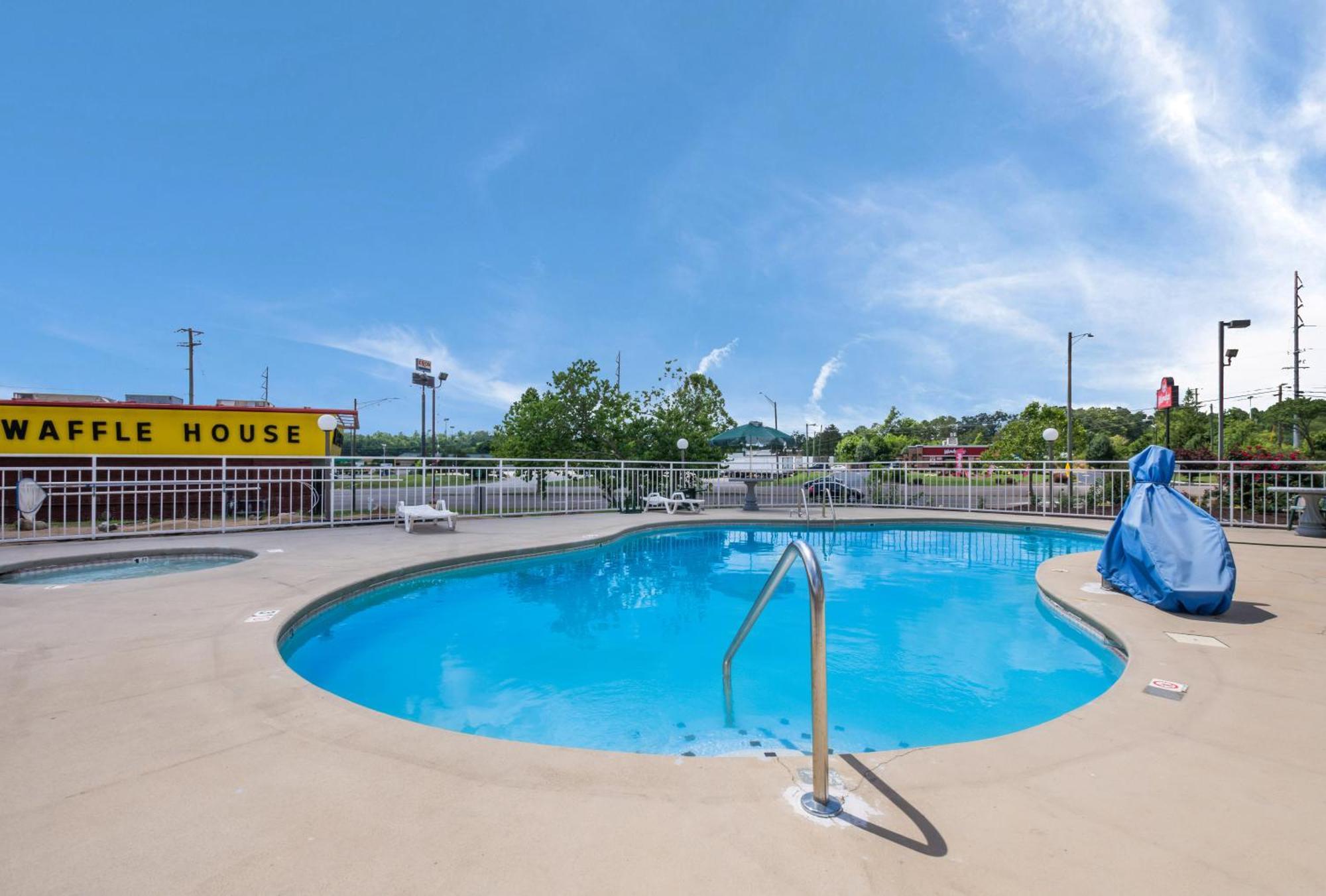Econo Lodge Inn & Suites East Νόξβιλ Εξωτερικό φωτογραφία