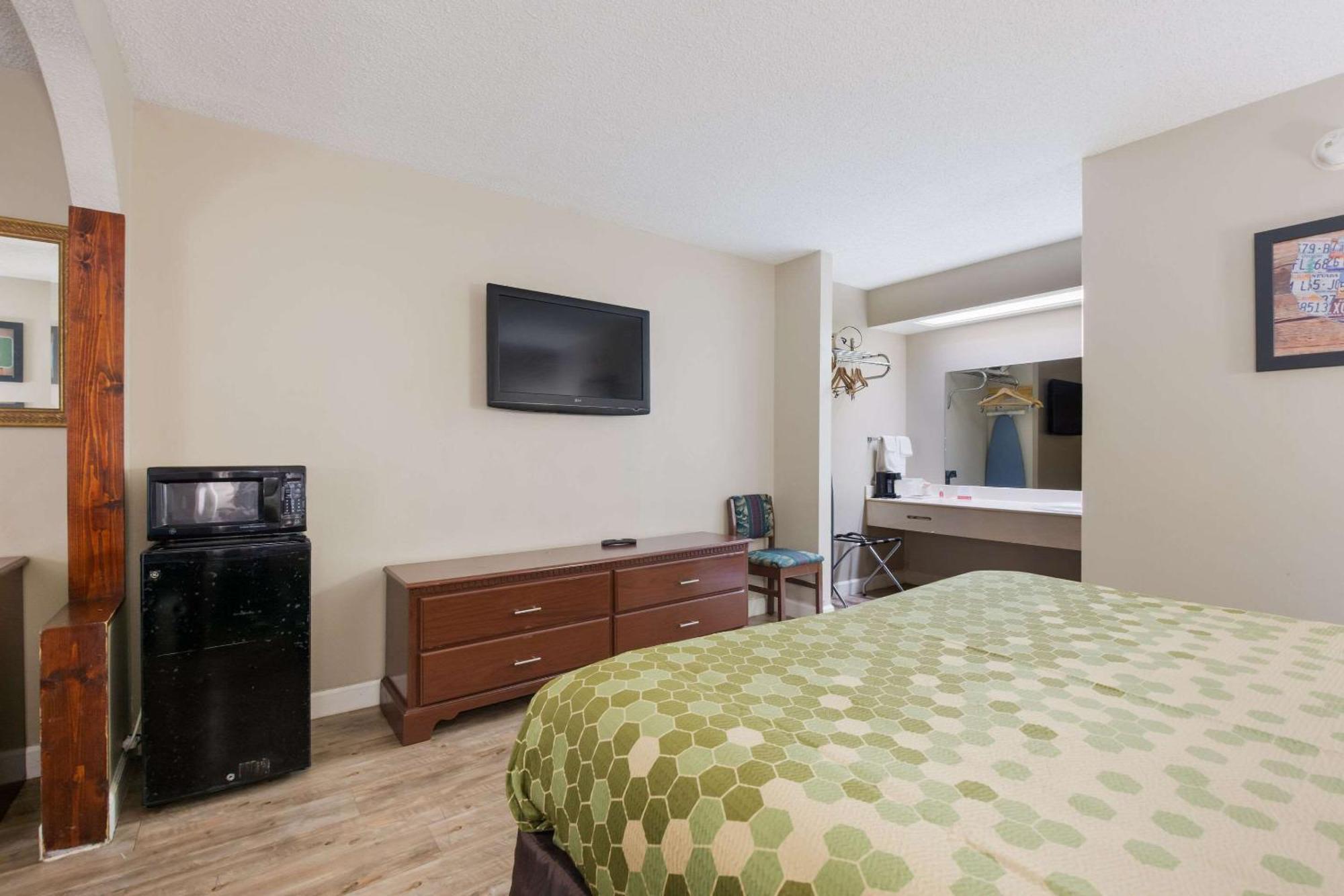 Econo Lodge Inn & Suites East Νόξβιλ Εξωτερικό φωτογραφία