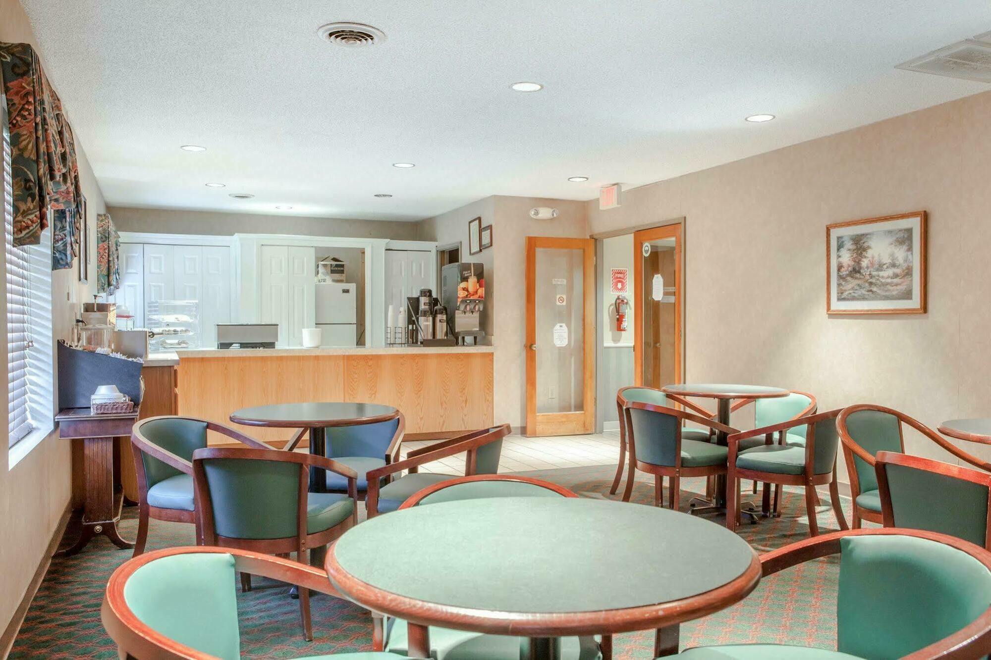 Econo Lodge Inn & Suites East Νόξβιλ Εξωτερικό φωτογραφία