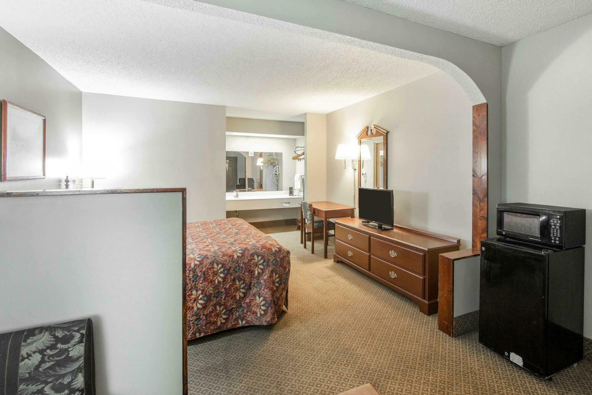 Econo Lodge Inn & Suites East Νόξβιλ Εξωτερικό φωτογραφία