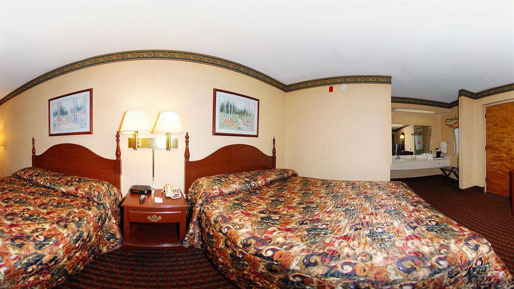 Econo Lodge Inn & Suites East Νόξβιλ Εξωτερικό φωτογραφία